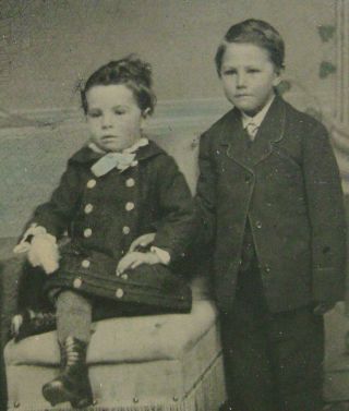 ANTIQUE TINTYPE PHOTO OF 2 HANDSOME DAPPER BOYS BROTHERS ONE WEARING DRESS 3