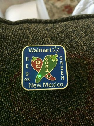Mexico (lights Up) Walmart Lapel Pin Shareholders