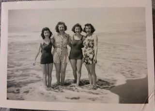 2 Vintage Old 1939 Photos of Cuban Girls Women at Beach North of Havana Cuba 2