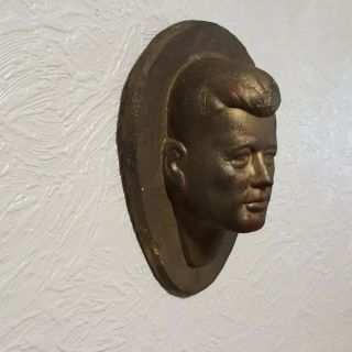Vintage J.  F.  K.  JOHN F.  KENNEDY Cast Iron Wall Hanging Bust 6 7/8 