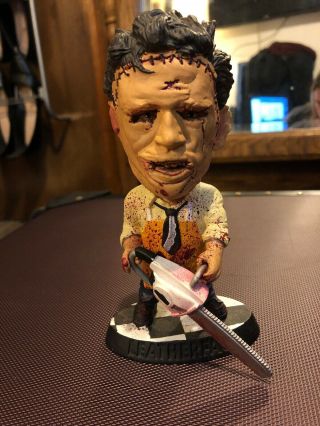 Horror Headliners Xl Leatherface 6 " Statue From Texas Chainsaw Massacre