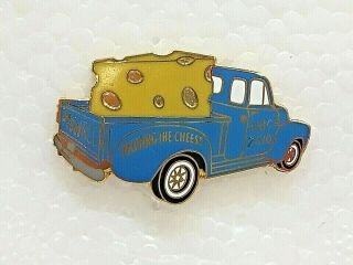 Carpenters Union Pnwrcc 2010 Pin Back " Moving The Cheese " Blue/yellow 1.  5 " Wide