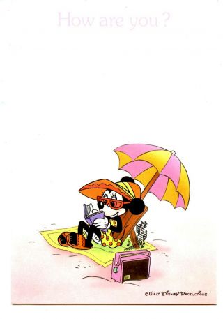 Disney Minnie Mouse Reads Book On Beach - Radio Music - Umbrella - Modern Postcard