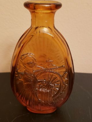 D.  A.  R.  Daughters Of The American Revolution 1979 Glass Bottle 1 Molly Pitcher