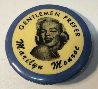 Vintage 1956 Gentlemen Prefer Marilyn Monroe Movie Star Novelty Pin - Back Button