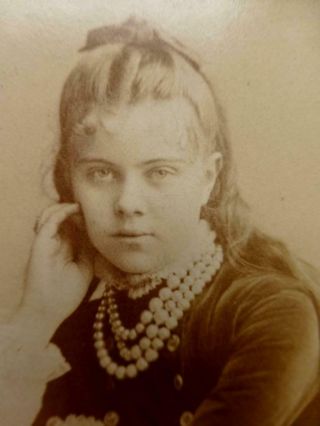 Antique Cdv Cabinet Photo Lovely Girl Eyes Long Hair Pearls Chicago Il