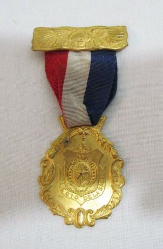 De La Salle College Vintage Al Merito Merit Medal Badge Ribbon C.  Early 1900 