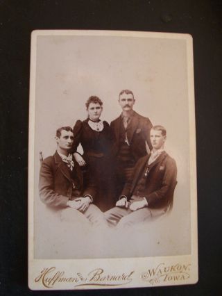 Vintage Photo Siblings ? Waukon Ia Iowa 4 X 6 1/2 Board Huffman & Barnard