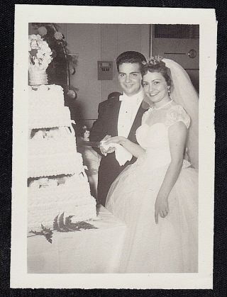Antique Vintage Photograph Bride And Groom Cutting The Wedding Cake