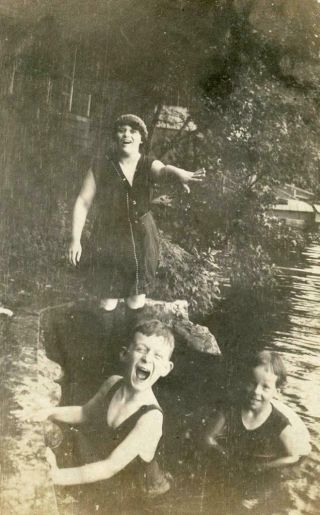 Q578 Vtg Photo Boy Joy,  Taking A Swim In River C Early 1900 