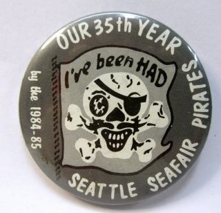 1984 - 1985 Seattle Seafair Pirates Hydroplane Race Boat Pinback Button