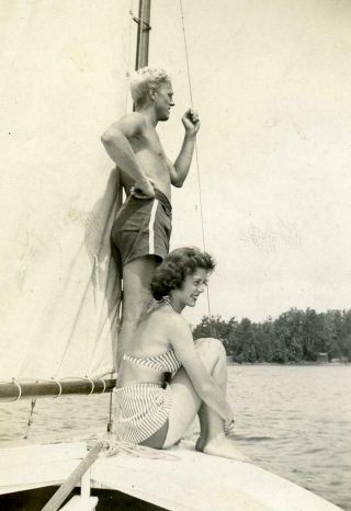 G974 Vtg Photo Couple On Sailboat C 1930 
