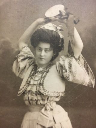 Photograph,  Ambrotype,  Cabinet Card.  Miskolcz Hungary Lady.  Bg 5
