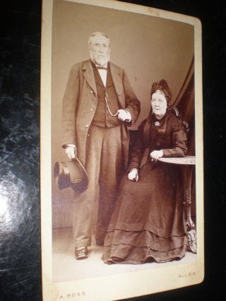 Cdv Old Photograph Man Woman By Ross At Alloa Scotland C1890s Ref 501a