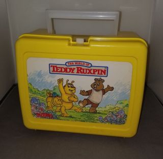 Vintage Yellow Teddy Ruxpin 1986 Plastic Lunchbox