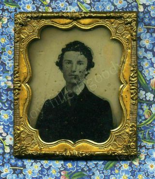 1860s Handsome Young Man Civil War Time Ambrotype Photo