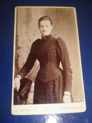 Cdv Old Photograph Woman Buttons By Laing At Shrewsbury C1890s 517 (4)