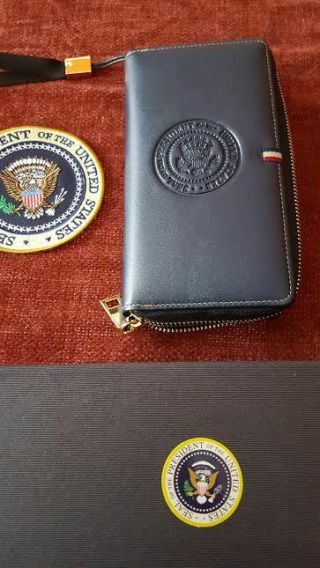 Ladies Wallet White House Presidential Seal Synthetic Leather Blue