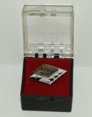 Signal Delivery Service Inc.  7 Years Employee Lapel Pin With Case