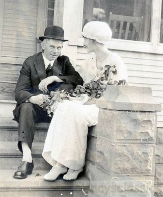 1917 Forslund Photogrpapher Marries Bride Clay Center Kansas