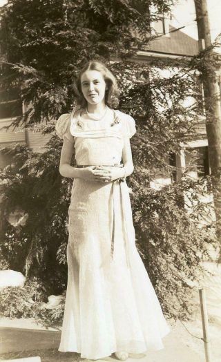 Q38 Vtg Photo Coming Of Age Girl In Long Gown C 1930 