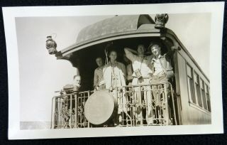 Vtg 1930s Photo Snapshot Denver Rio Grande Western Railroad Shavano Caboose Gang