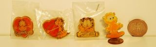 Vintage Garfield Pins Valentine Heart Love Glossy Bright Shiny Button