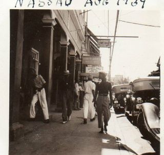 Nassau,  Bahamas Photo 1939 Street View Dirty Dick 