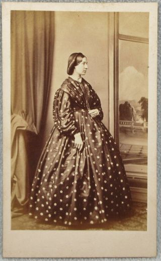 Cdv Lady Spotted Dress By Earl Worcester Antique Victorian Photo Named Upfill