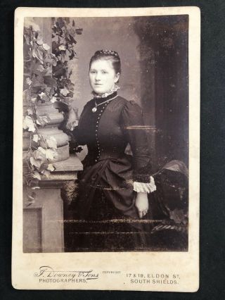 Victorian Photo: Cabinet Card: Young Lady: Downey: South Shields