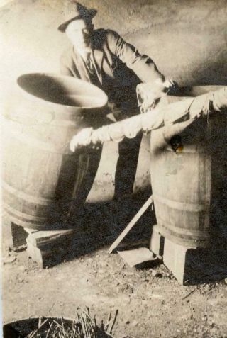 Q48 Vtg Photo Man With His Still,  Prohibition Times,  Moonshine C Early 1900 