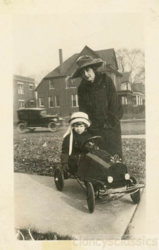 1922 Little Girl Toy Pedal Car W Mother