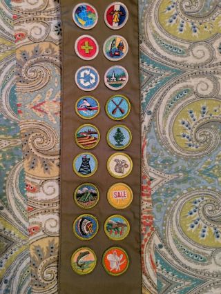 Vintage Boy Scout Bsa Merit Badge Sash 18 Patches 1972 - 78
