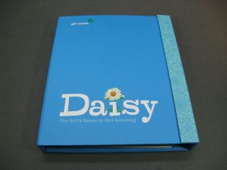 Girls Scouts Daisy Scouting Guide Book Binder Handbook Stories Stickers Charts