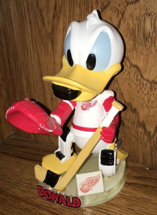 Donald Duck Bobblehead Detroit Red Wings Nhl Walt Disney Backstop Donald Hockey