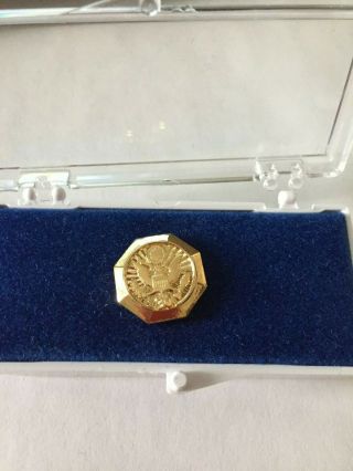 Us Federal Civil Service 30 Years Service Award Pin Clutch Back