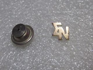 Gold Plate Sigma Nu Fraternity Lapel Pin