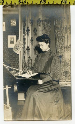 Vintage 1900 Photo / Young Victorian Lady Writes In Diary By Farmer 