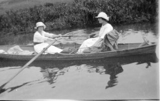 12x Twelve Vintage Negatives.  Man & Woman In A Row Boat On River.  1910 