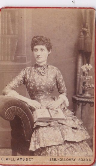 Antique Cdv Photo - Seated Lady With Flowery Dress With Photo Album.  London