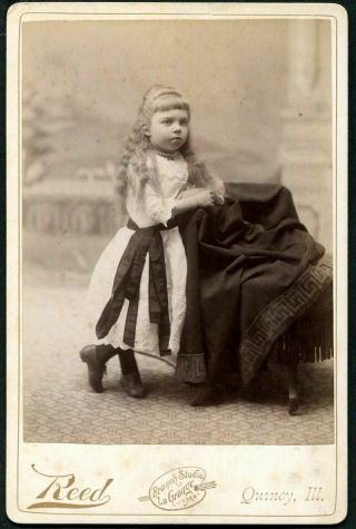 ANTIQUE CABINET PHOTO DARLING LITTLE VICTORIAN GIRL w LONG HAIR QUINCY IL 2
