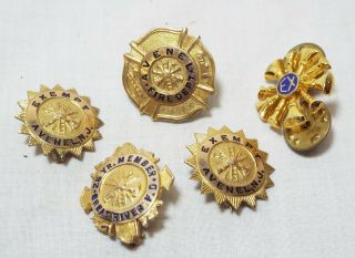 5 Vintage Fire Department Pins Gold Gilt Metal 3 Avenal,  Nj 1 Ex 1 Grand River