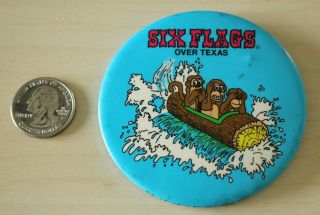 1978 Six Flags Over Texas Log Ride Monkeys Pin Pinback Button 31620