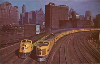 (766) Chicago & Northwestern Railroad City Of Denver & 400 Train 1970s Postcard