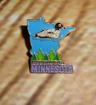 Land Of 10,  000 Lakes Loon Minnesota State Travel Souvenir Pin Pinback 1 "
