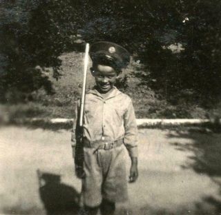 B490 - 6 Vtg Photo Black African American Boy Holding Rifle,  Rare,  Early 1900 
