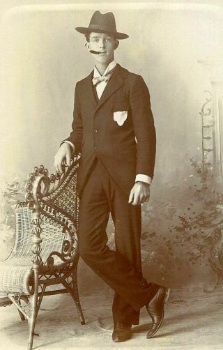 Antique Cabinet Photo Handsome Victorian Man W Cigar & Hat By Cain Of Red Key In