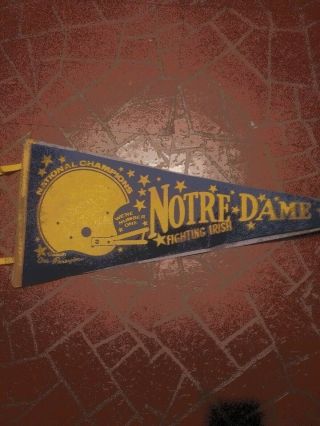 Rare Notre Dame Pennant - Vintage.
