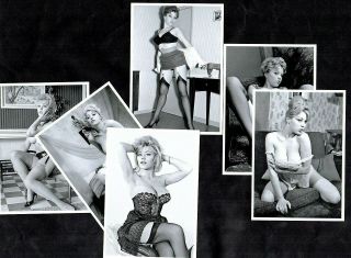 Sexy 1960s Pinup Margaret Nolan / Vicky Kennedy Postcard Set Stockings Film Star