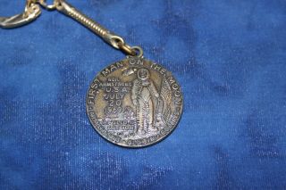 Vintage Scarce Nasa Apollo 11 First Man On The Moon Commemorative Keychain